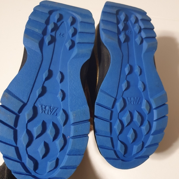 ZARA Quilted Technical Boots - Picture 3 of 4